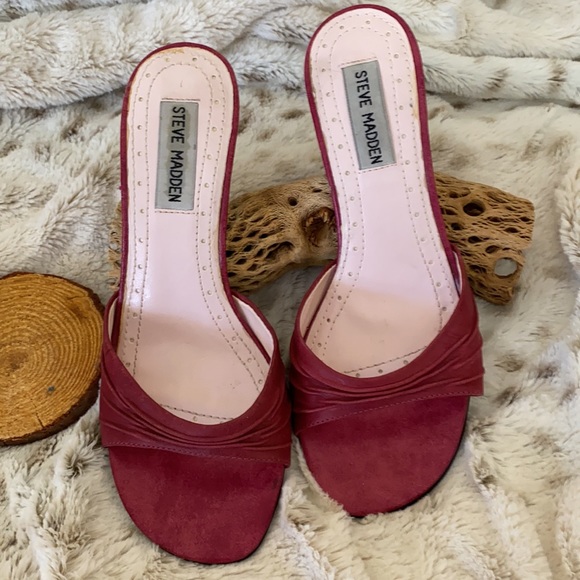 STEVE MADDEN LEATHER PUMP - Picture 3 of 6